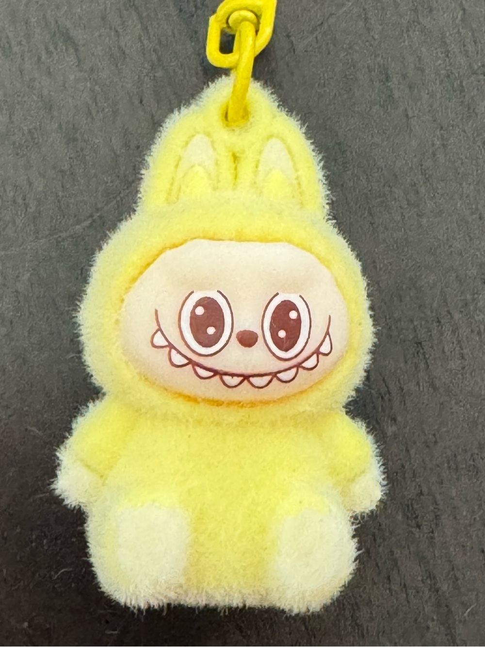Yellow Labubu Keychain (4cm)